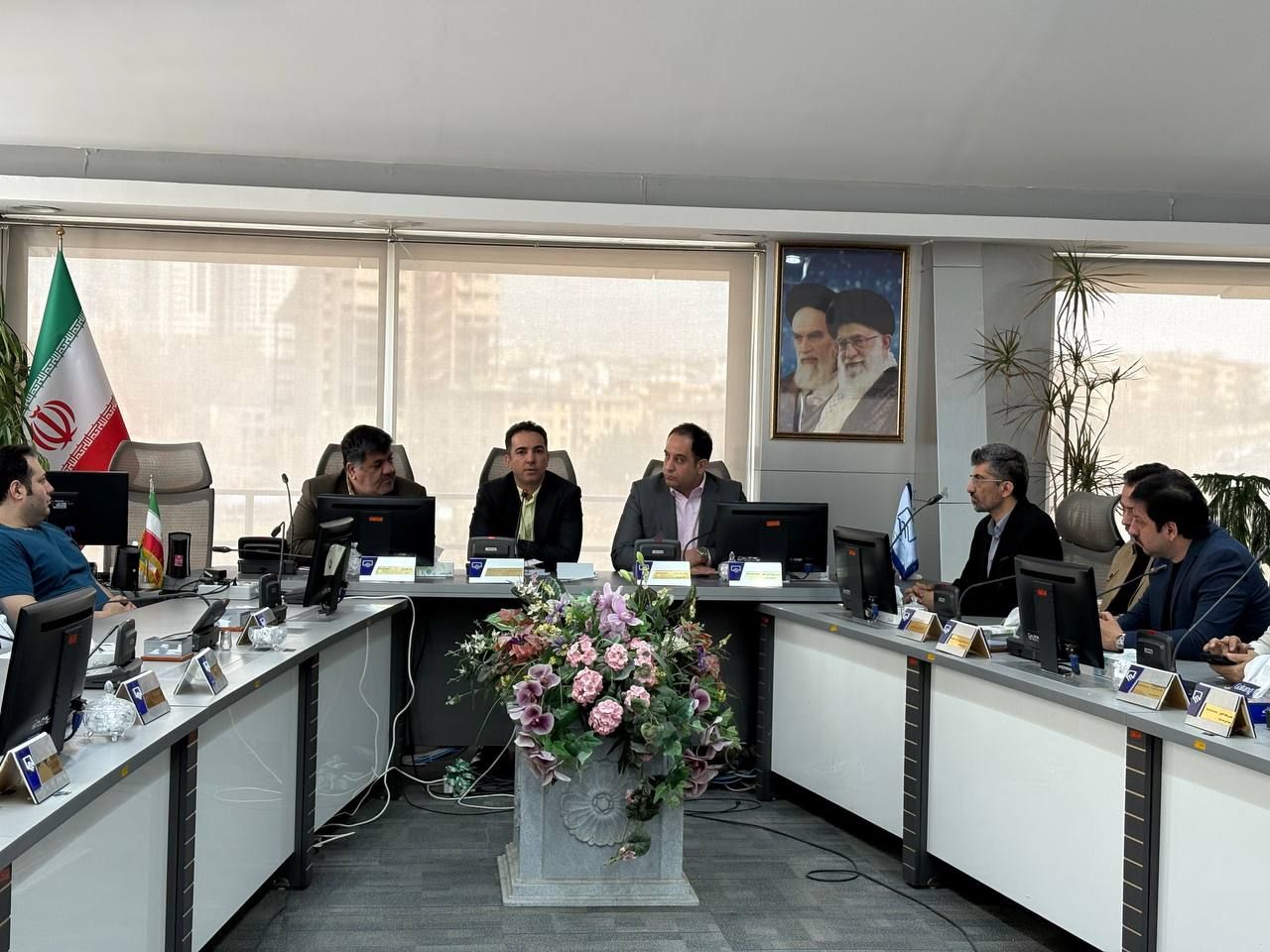 جلسه سازندگان با ریاست نظام مهندسی